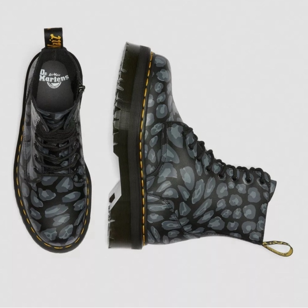 NWT DR. MARTENS Jadon Boot Leopard Print Platforms US 5 - Picture 2 of 7